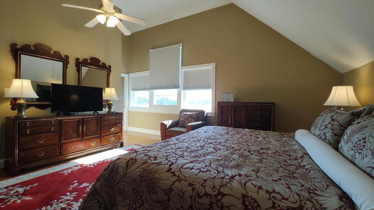 Kingsbay Mansion And Vacation Rental Houses Marion Room photo